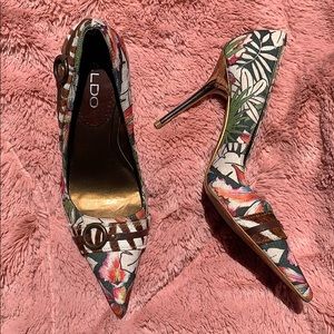 Tropical Animal Printed Aldo Pointed Toe Pumps
